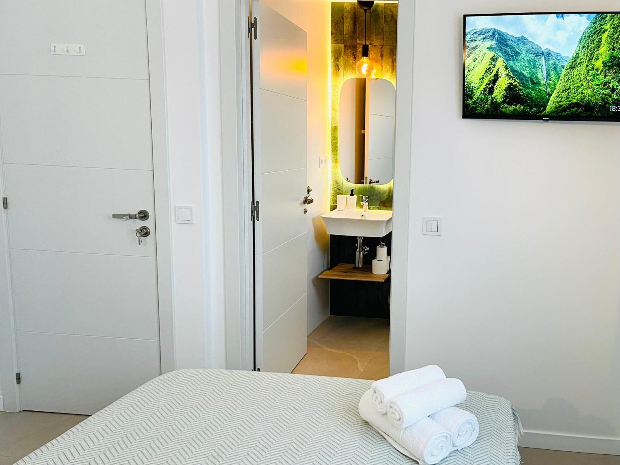 Solaz Malaga, Shared Apartment 외부 사진